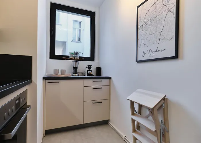 Stadtversteck - Zentral - 5min Zur Bali Therme Und Gop - Boxspringbett Apartment